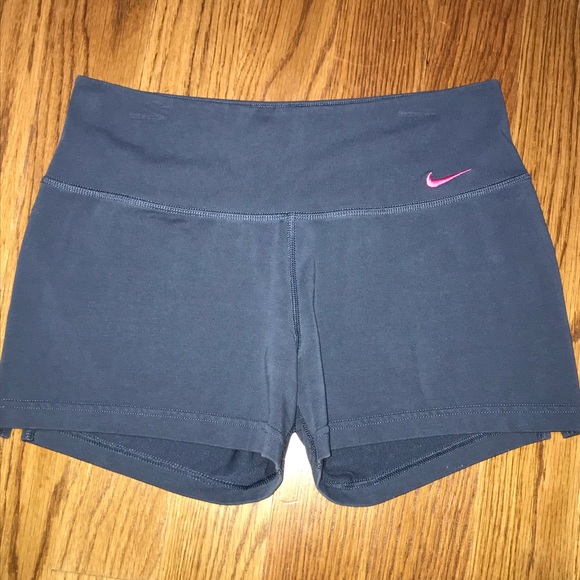 Nike Pants - Nike Dri-Fit Athletic Shorts Small
